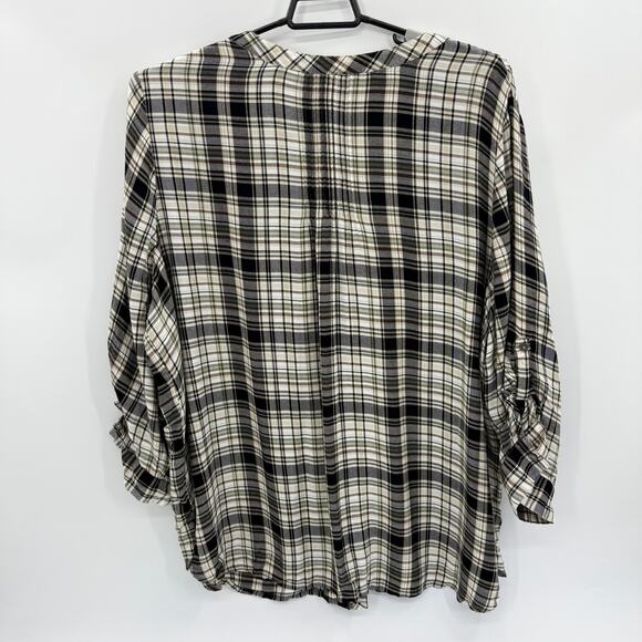 AVENUE Womens Flannel Plaid Button Up Shirt Size 30 Roll Tab Pin Tuck V-Neck - Picture 4 of 10